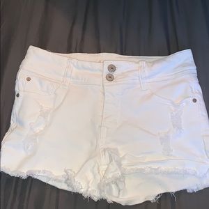 white jean shorts only worn once.